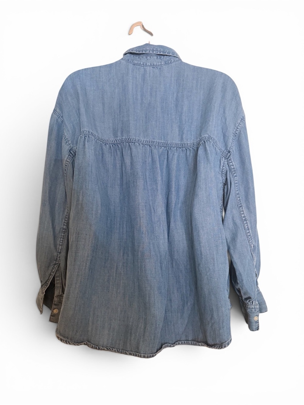 Banana Republic Light Blue Denim Shirt - Picture 2 of 5